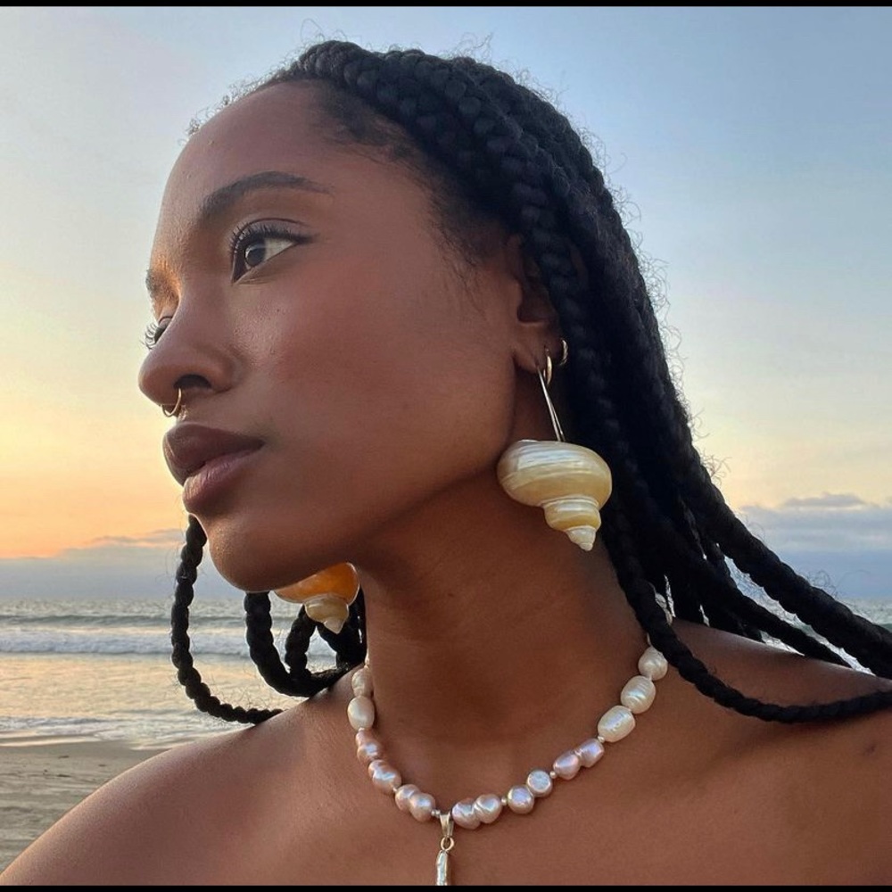 Beautiful Turbo shell earrings